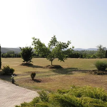 アパート Ibituba Vendeglak *